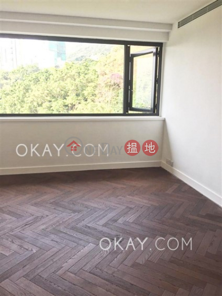 Unique 2 bedroom with parking | Rental