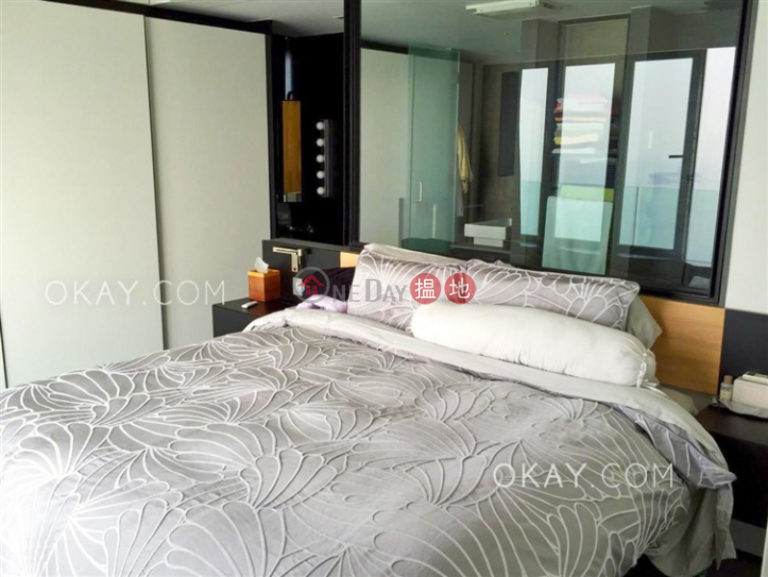 Efficient 2 bed on high floor with sea views & rooftop | For Sale