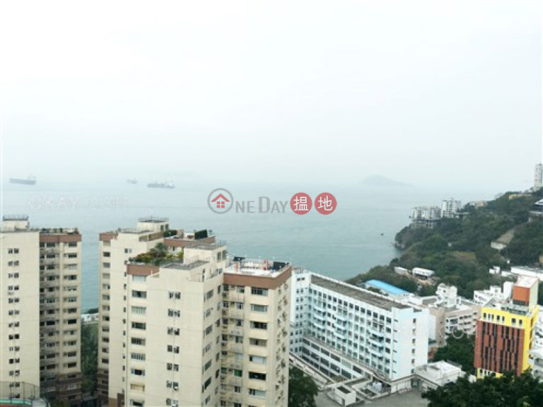 Efficient 4 bedroom with sea views, balcony | For Sale