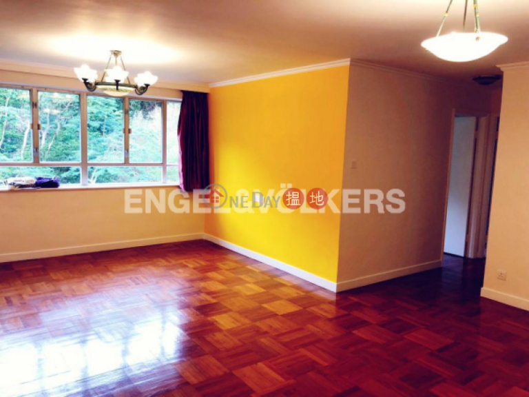 2 Bedroom Flat for Sale in Pok Fu Lam
