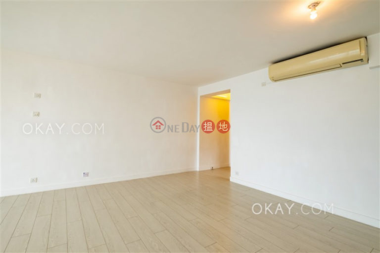 Efficient 3 bedroom on high floor with parking | Rental