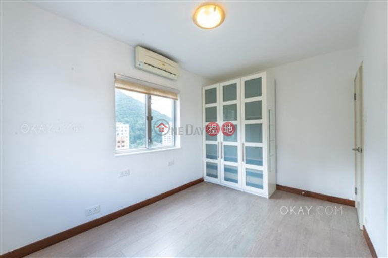 Tasteful 3 bed on high floor with sea views & parking | For Sale