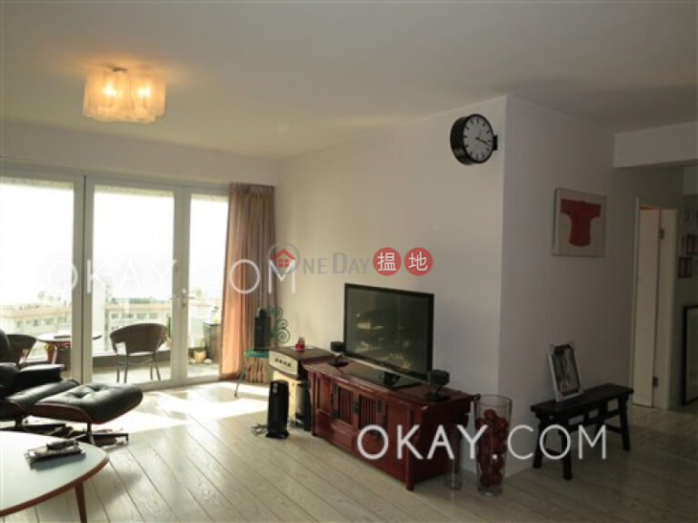 Efficient 3 bedroom with balcony & parking | For Sale