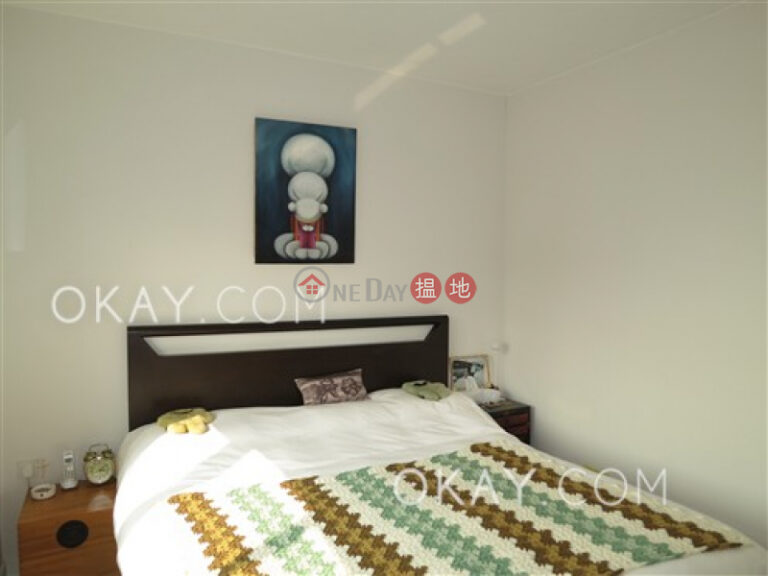 Efficient 3 bedroom with balcony & parking | For Sale