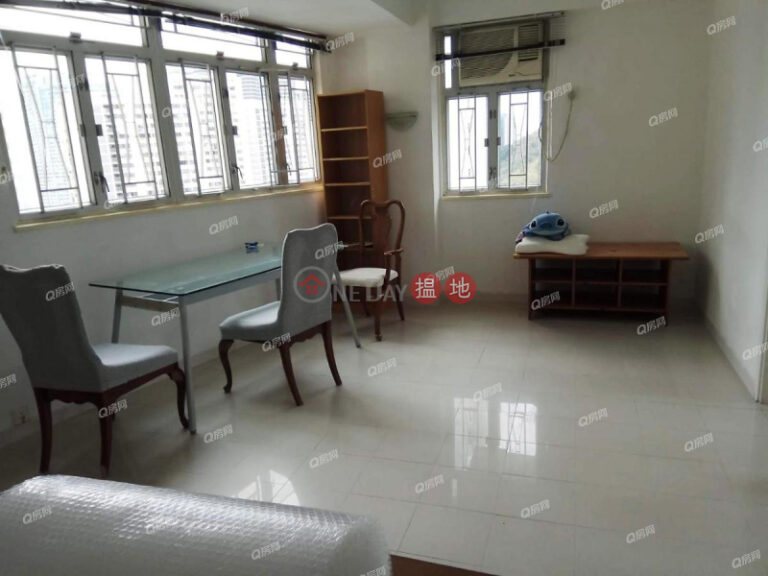 WORLD FAIR COURT | 2 bedroom Mid Floor Flat for Rent
