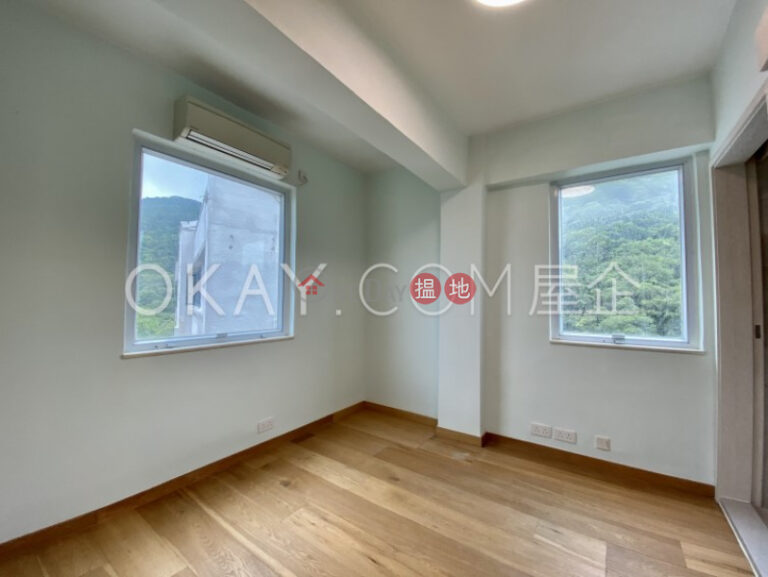 Rare 3 bedroom on high floor with rooftop & parking | Rental