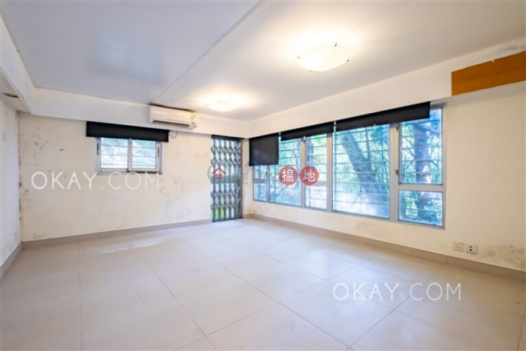 Luxurious house with terrace, balcony | For Sale