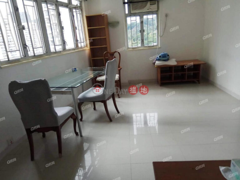 WORLD FAIR COURT | 2 bedroom Mid Floor Flat for Rent