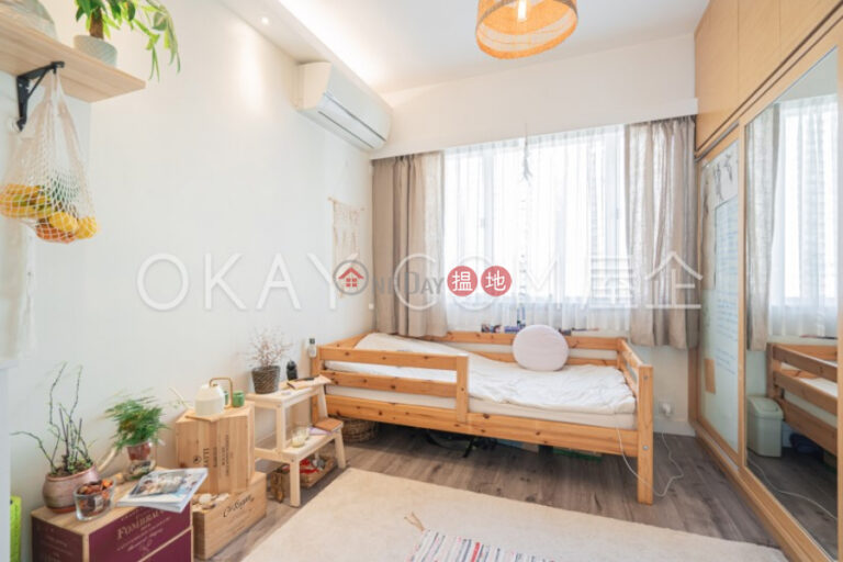 Stylish 3 bed on high floor with sea views & rooftop | For Sale