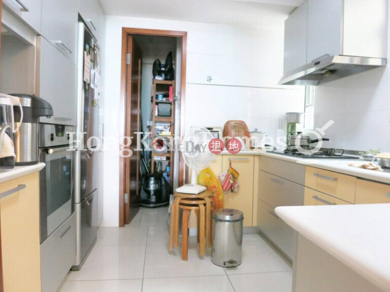 3 Bedroom Family Unit at Block 19-24 Baguio Villa | For Sale