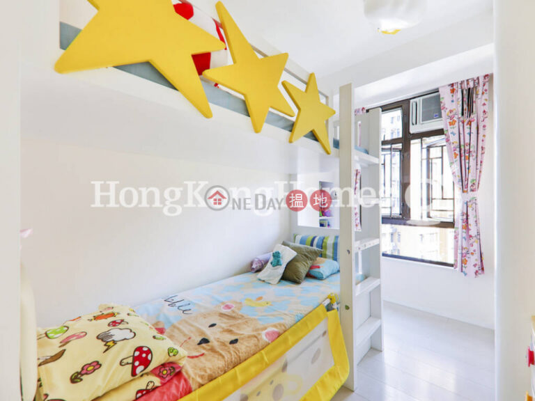 3 Bedroom Family Unit at Pokfulam Gardens | For Sale