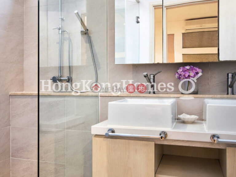 3 Bedroom Family Unit for Rent at Bisney Villas