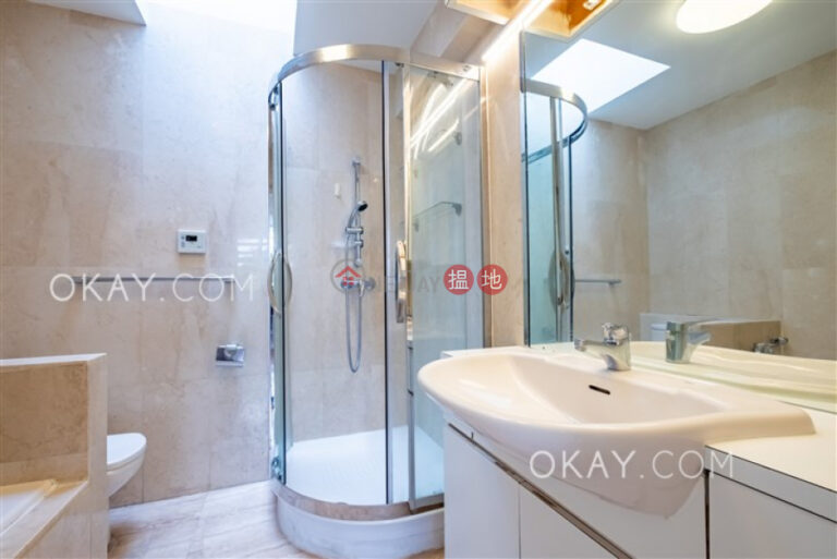 Luxurious house with terrace, balcony | For Sale