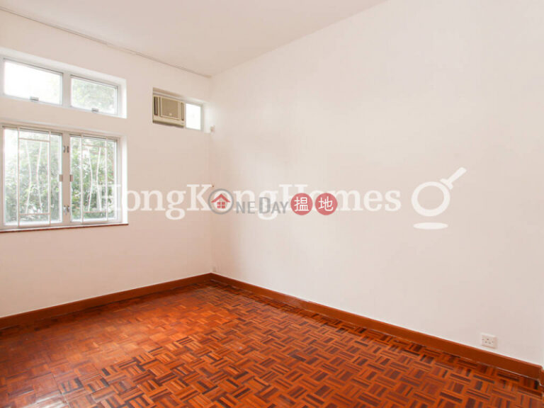 3 Bedroom Family Unit for Rent at Bisney Villas