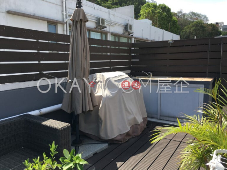 Rare penthouse with rooftop | Rental