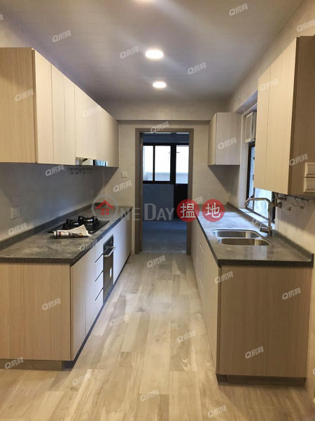 Block 45-48 Baguio Villa | 4 bedroom Low Floor Flat for Rent