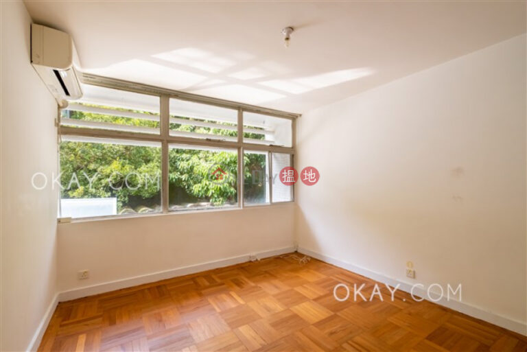 Luxurious house with terrace, balcony | For Sale