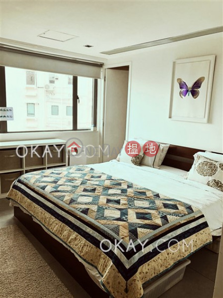 Charming 3 bedroom on high floor with parking | Rental