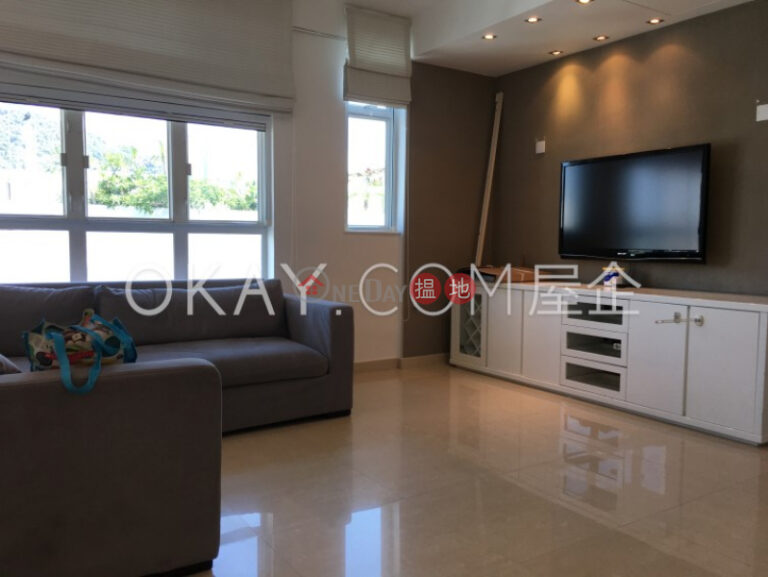 Rare penthouse with rooftop | Rental