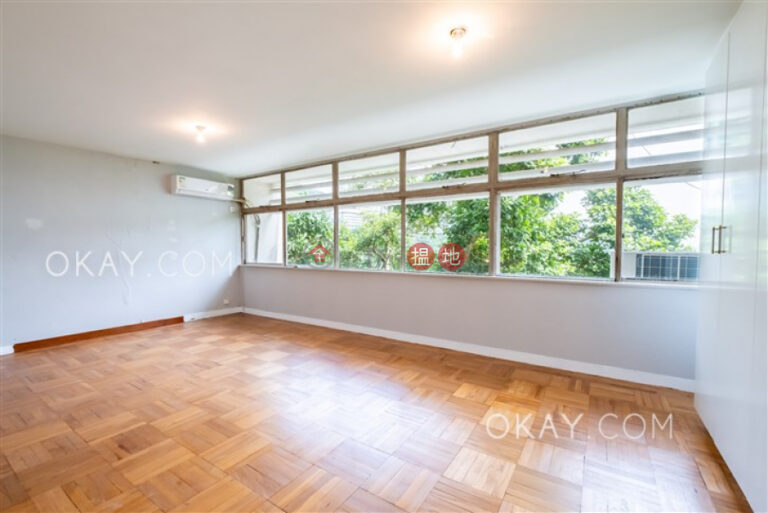 Luxurious house with terrace, balcony | For Sale