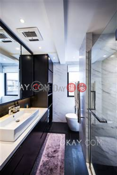 Efficient 3 bedroom with sea views & balcony | For Sale