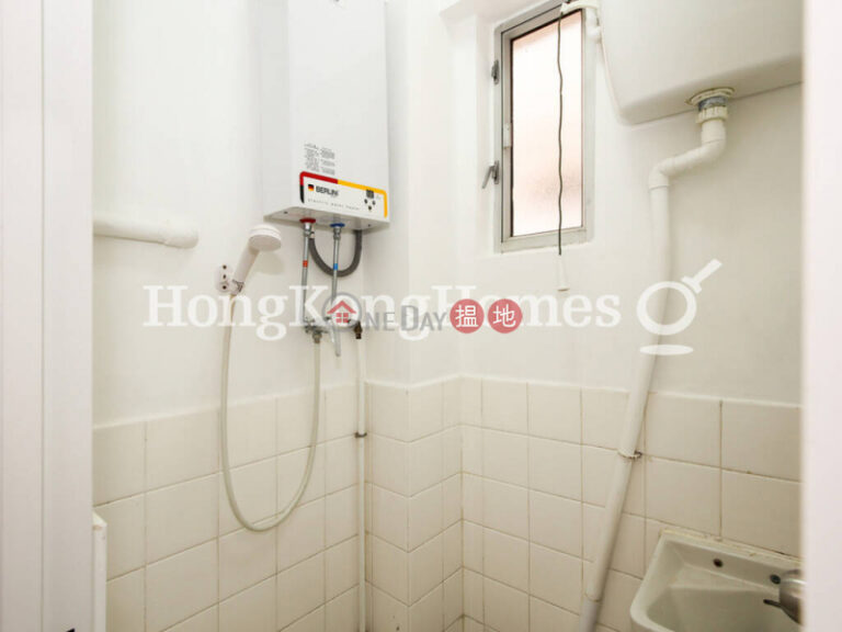 裕仁大廈A-D座三房兩廳單位出售