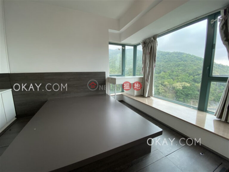 Lovely 1 bedroom with balcony | For Sale