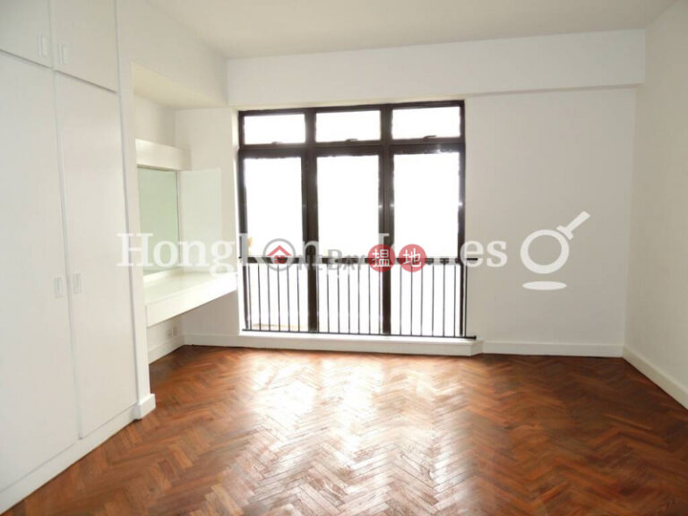 4 Bedroom Luxury Unit for Rent at Pine Grove Block 4