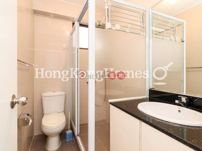 3 Bedroom Family Unit for Rent at Pokfulam Gardens  Block 3