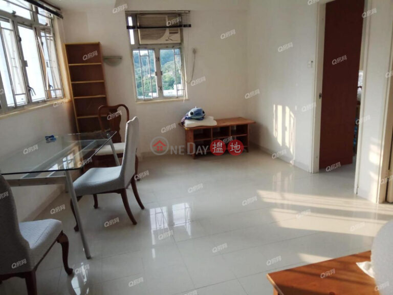 WORLD FAIR COURT | 2 bedroom Mid Floor Flat for Rent