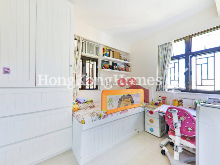 3 Bedroom Family Unit at Pokfulam Gardens | For Sale