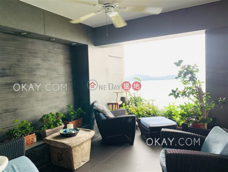 Exquisite 2 bedroom with balcony & parking | Rental