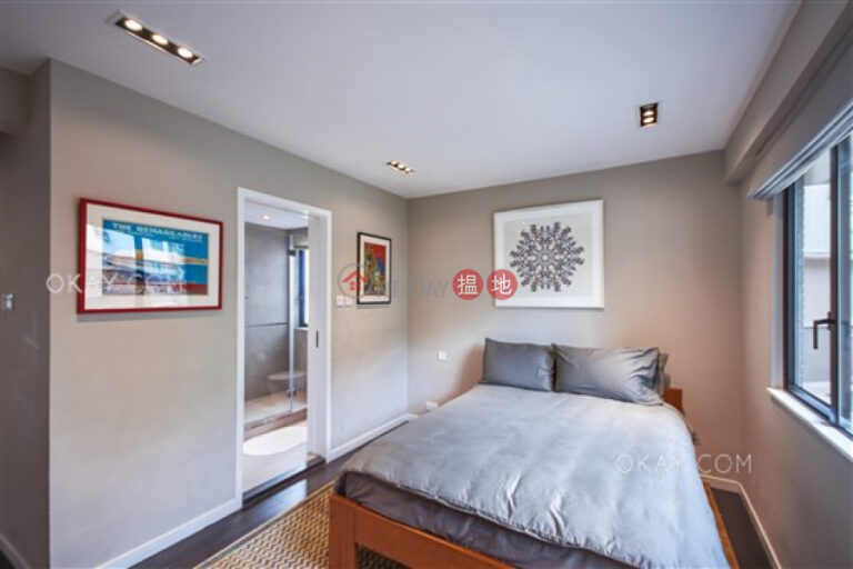 Efficient 3 bedroom with sea views & balcony | For Sale