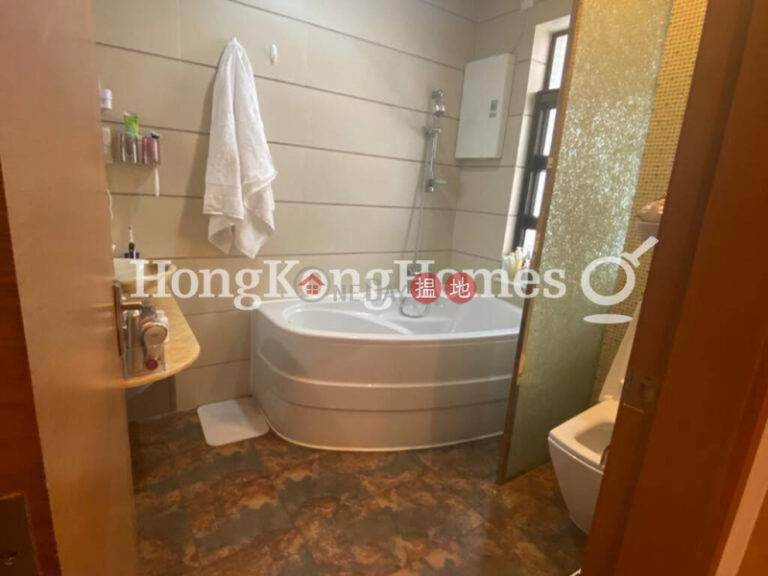 4 Bedroom Luxury Unit at Pokfulam Peak | For Sale