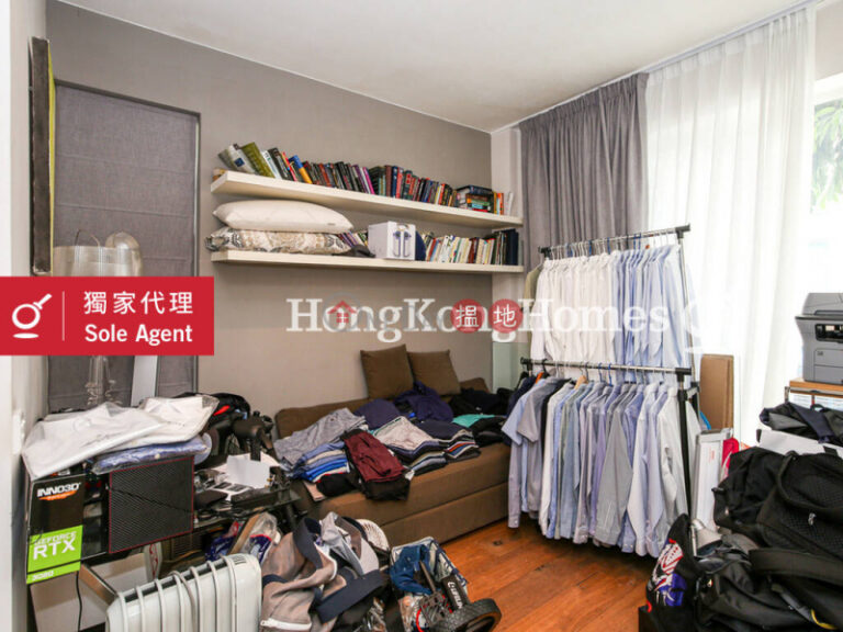 2 Bedroom Unit at 18-22 Crown Terrace | For Sale