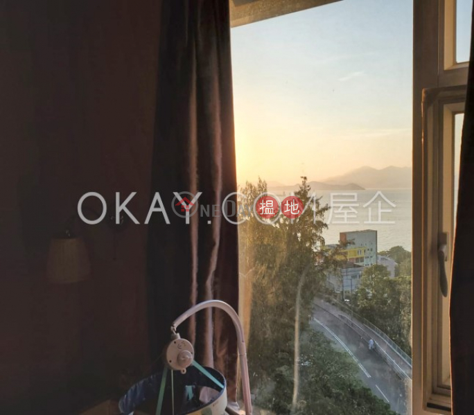 Charming 3 bedroom with sea views & rooftop | For Sale