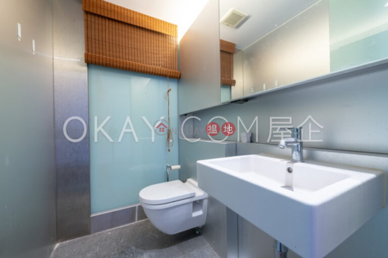 Beautiful 3 bedroom with sea views, balcony | For Sale