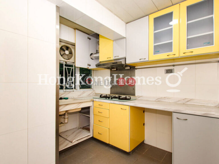 2 Bedroom Unit at Block 25-27 Baguio Villa | For Sale