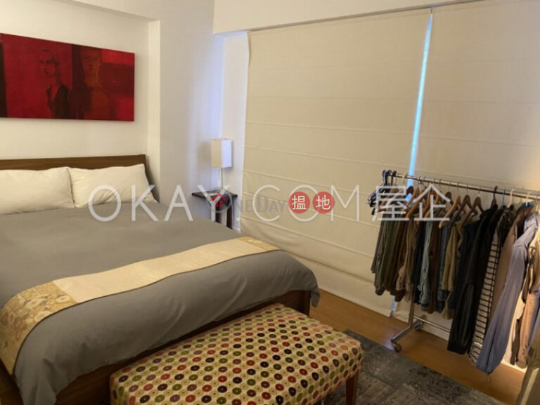 Popular 3 bedroom on high floor with rooftop & balcony | For Sale