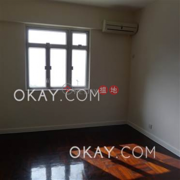 Efficient 4 bedroom with balcony & parking | Rental