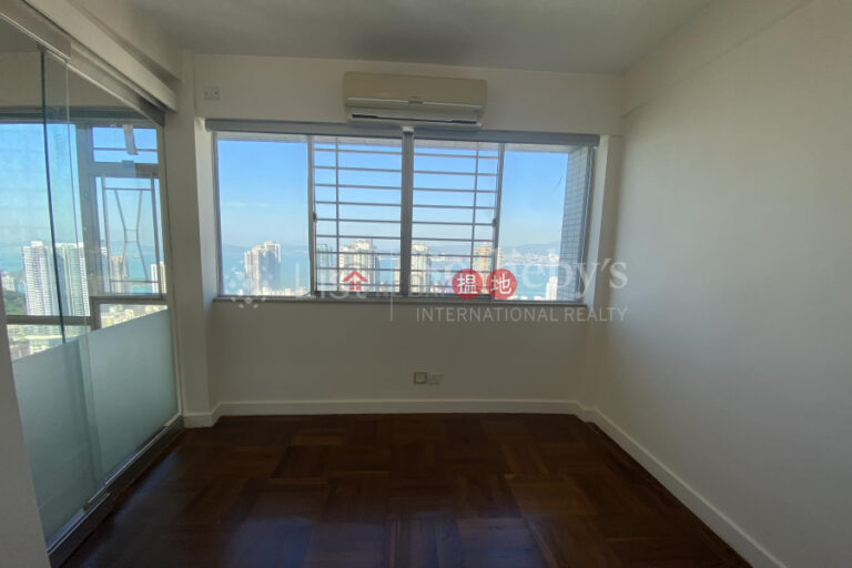 Property for Rent at Emerald Garden with 3 Bedrooms