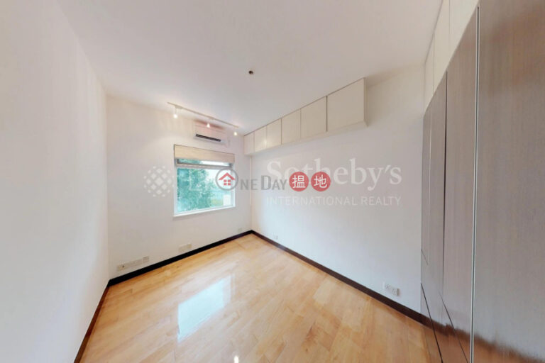 Property for Rent at Block 28-31 Baguio Villa with 4 Bedrooms