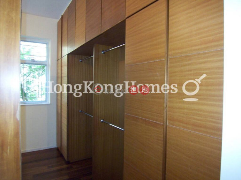 3 Bedroom Family Unit for Rent at 1-3 Crown Terrace