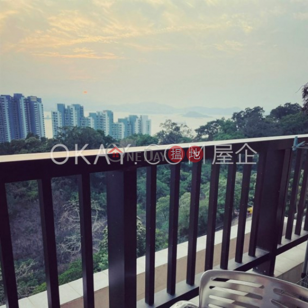 Popular 2 bedroom with parking | Rental