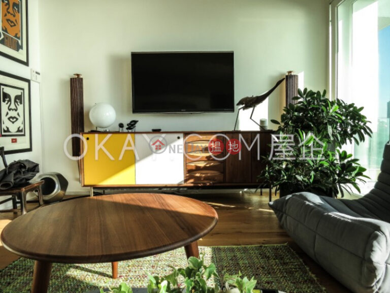 Efficient 2 bedroom with sea views, balcony | For Sale