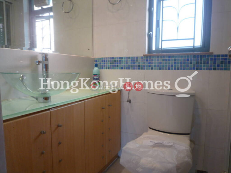 3 Bedroom Family Unit for Rent at POKFULAM TERRACE