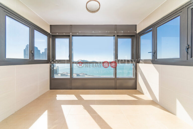 Property for Rent at Block 28-31 Baguio Villa with 4 Bedrooms