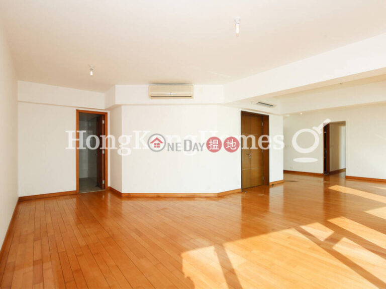 4 Bedroom Luxury Unit for Rent at Villas Sorrento