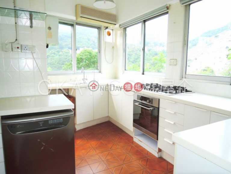 Stylish house with rooftop, terrace & balcony | Rental