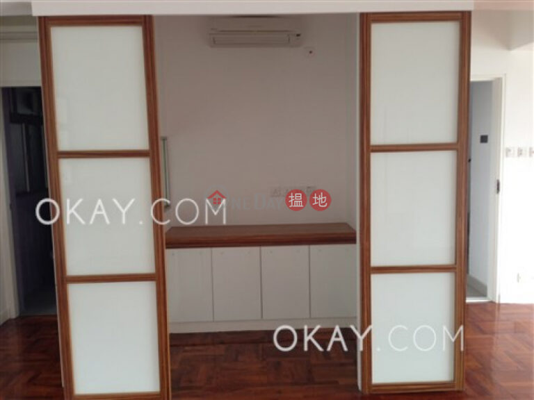 Efficient 3 bedroom with sea views, balcony | For Sale